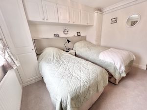 Photo 26- click for photo gallery